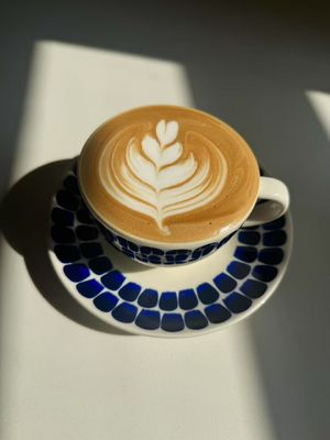 Mehrsprachig unterstützte kommerzielle Kaffeemaschine mit Cloud-basierter Überwachung und Brauendruckbereich 8-11 bar